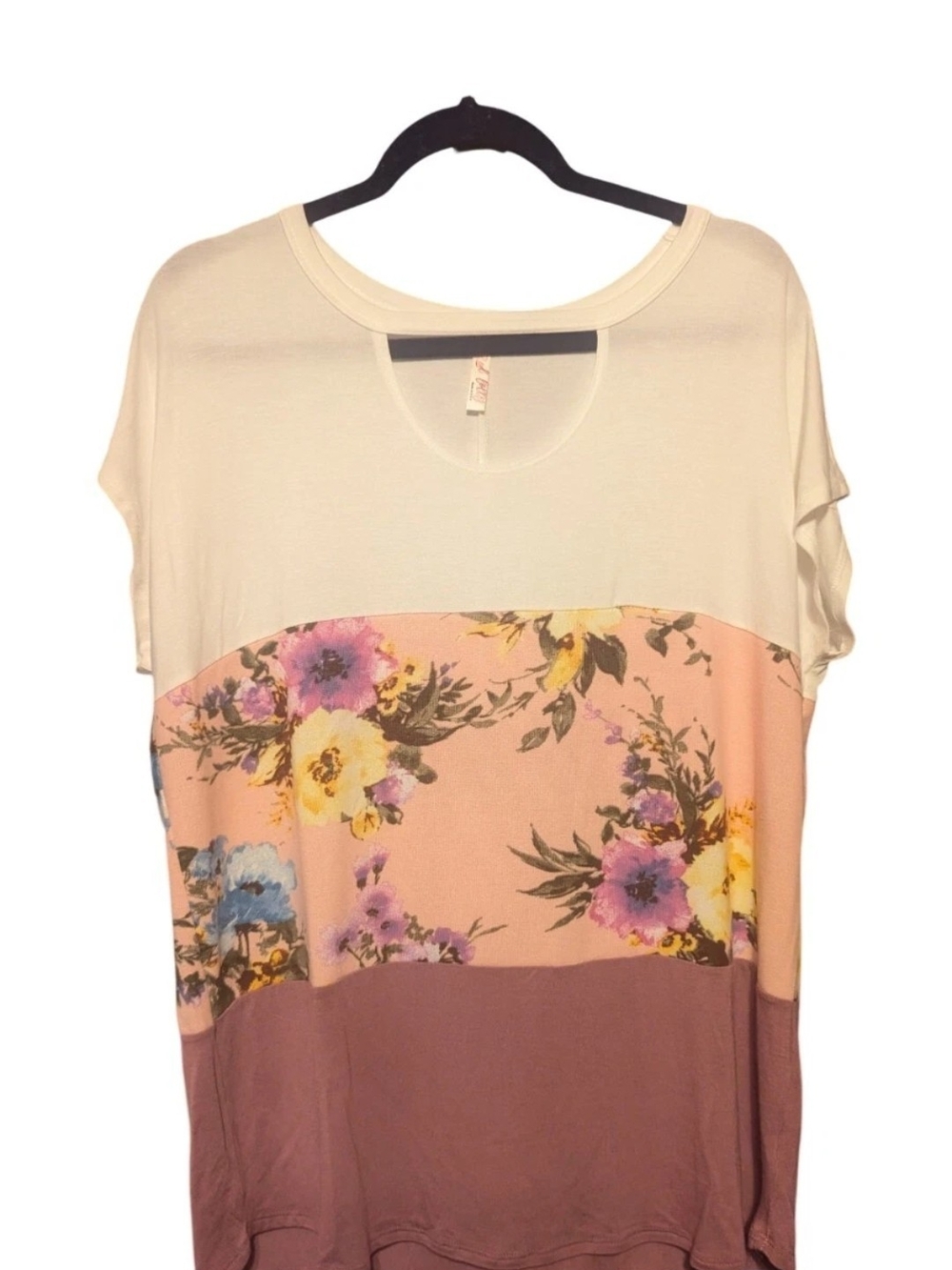 RED LOLLY SIZE LARGE Colorblock Floral Short Sleeve Blouse - Cream/Pink/Mauve